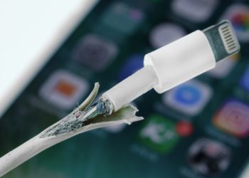 Apple запатентовала зарядный кабель с повышенной износостойкостью